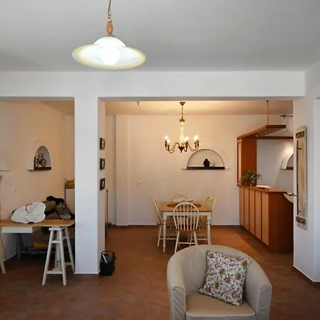 Дом отдыха Gtk Santorini House