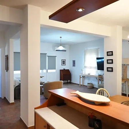 Дом отдыха Gtk Santorini House