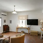 Gtk Santorini House * Perivolos (Santorini)