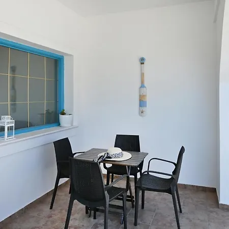 Gtk Santorini House